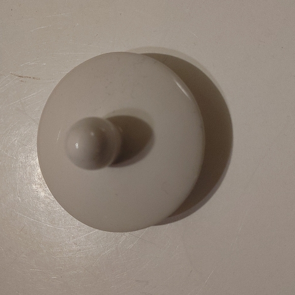 Fine Earthenware Tea Pot and Cup Set - Picture 5 of 7